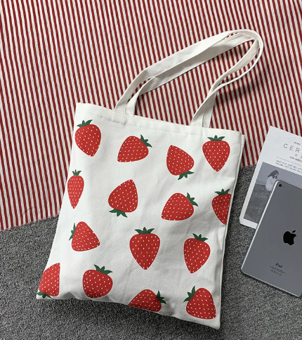 Strawberry Canvas Tote w/Zipper w/Inside Pocket